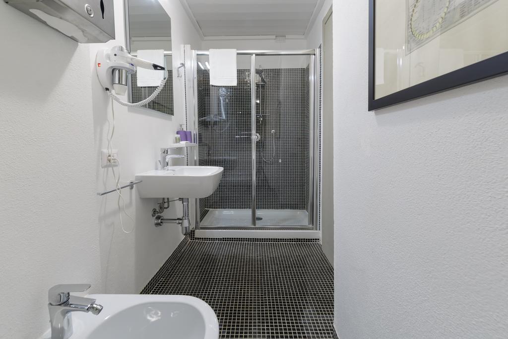 Budget Rooms Logudoro 35 Cagliari Exterior photo